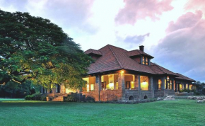 Отель Torburnlea Homestead Luxury Accommodation  Mbombela